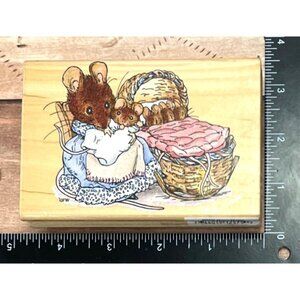RARE Beatrix Potter Rubber Stamp Wood Block Mouse Family Scene RP005 Hunca Munca